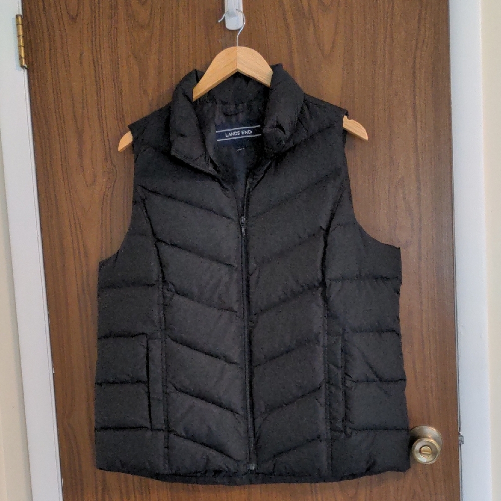 EUC Land's End Puffer Vest